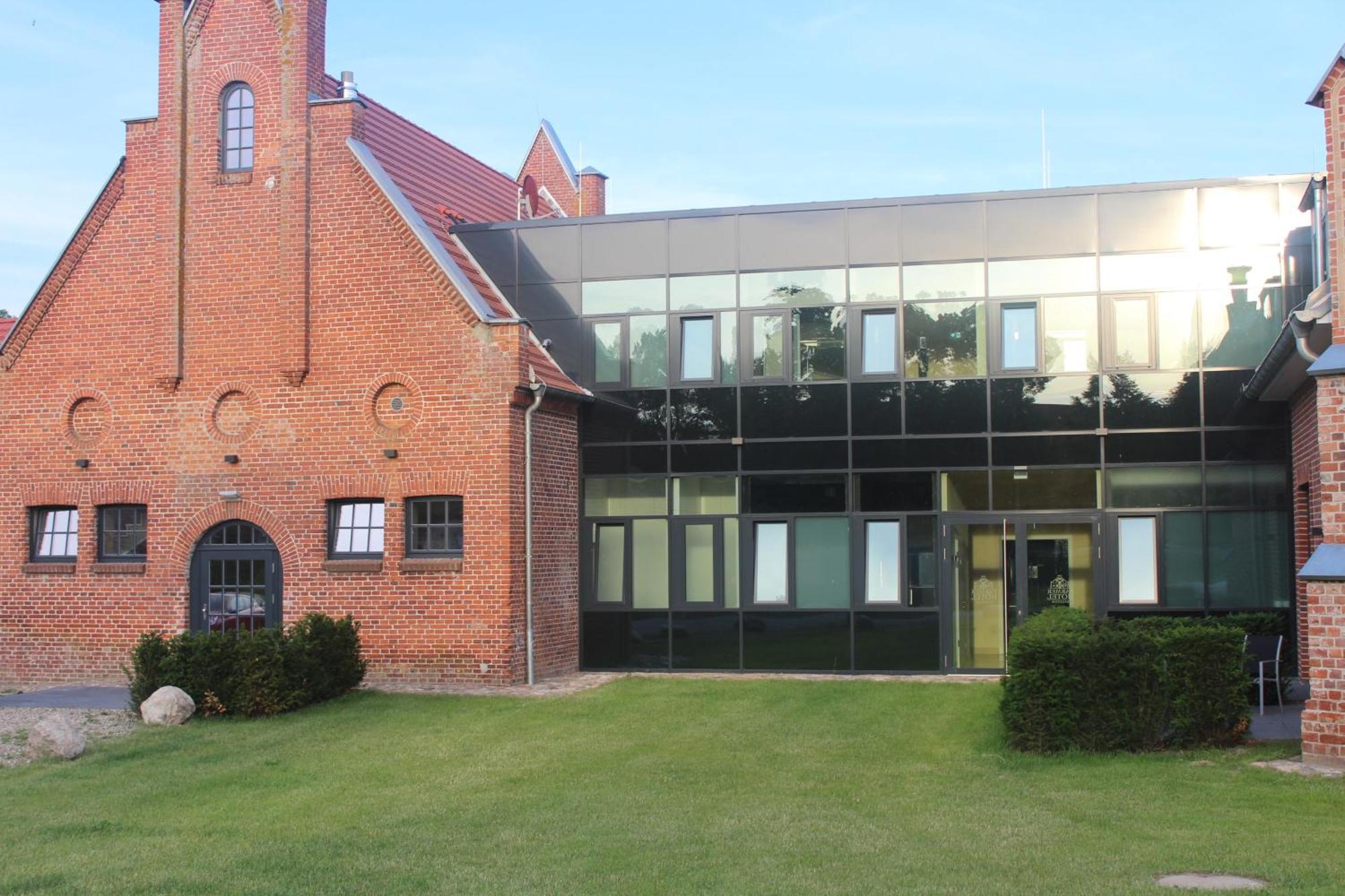 Hotel Farmer Basedow 4*